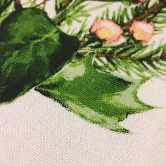 Stonewall Kitchen Frostberry Christmas Kitchen Towel, NWOT Cotton 18”x28” - Picture 6 of 10